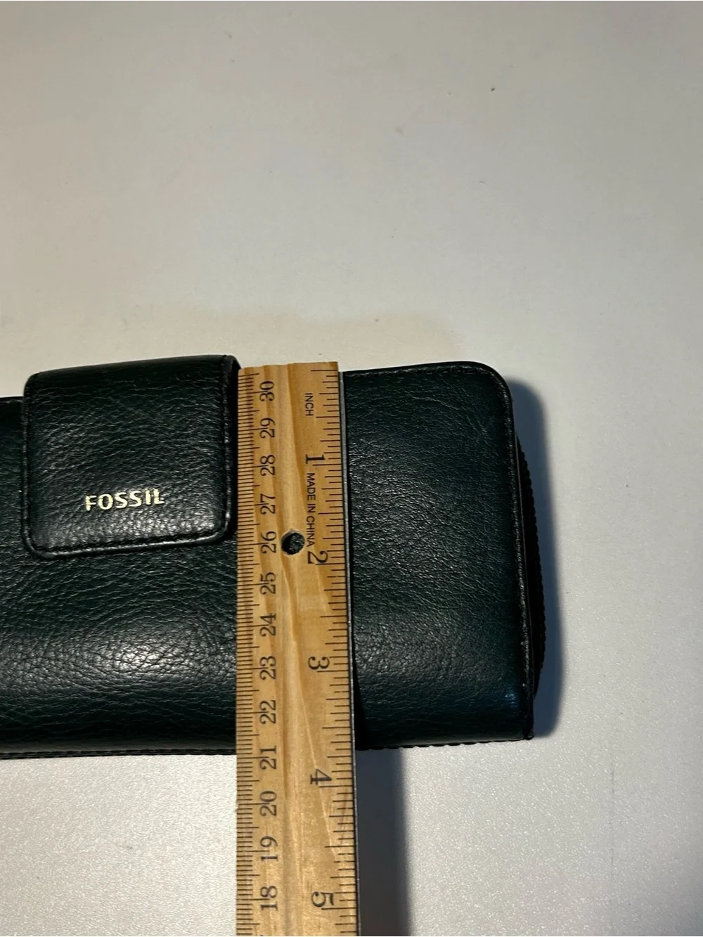Fossil Leather Wallet Wristlet Forest Green Zip Around Snap Closure